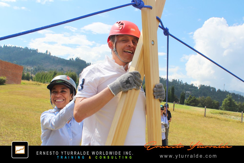 Team Bonding, Team Building & Team Performance LATAM | Taller de Trabajo en Equipo para Empresas