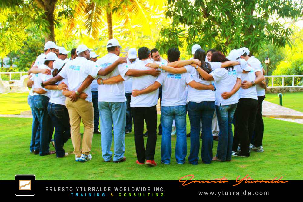 Team Bonding, Team Building & Team Performance LATAM Talleres de Cuerdas Bajas | Team Building Empresarial para el desarrollo de equipos de trabajo